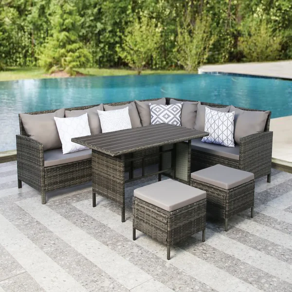 The Aceston Outdoor Dining Set
